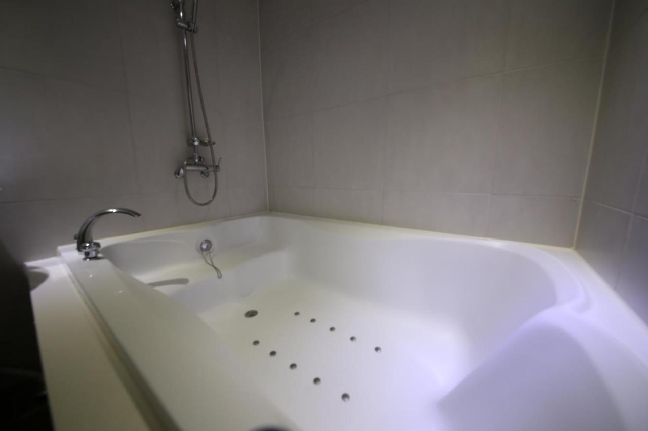 Xian Hotel Cheongju Buitenkant foto